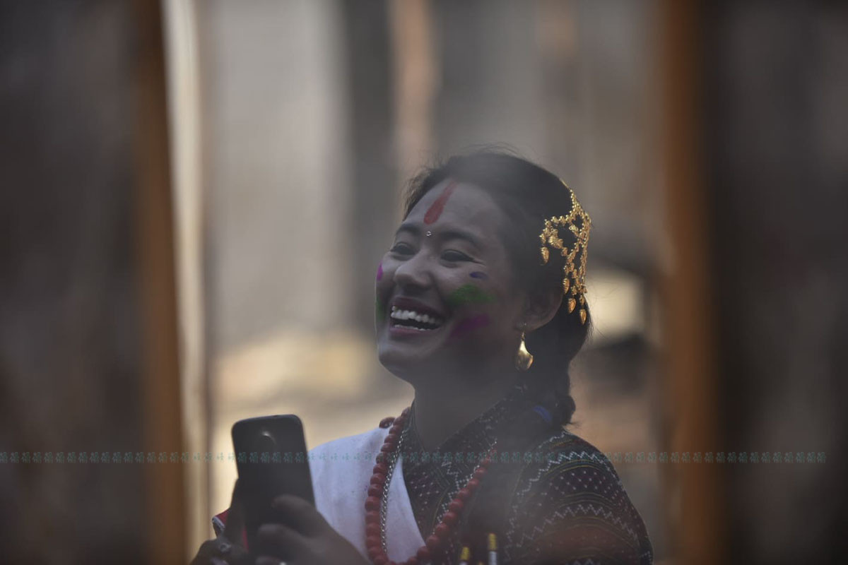 https://raracms.setopati.com/uploads/shares/2020/sujita/holi daxinkali/holi in daxinkali (10).jpg